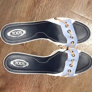 TODS made in Italy size 11 fits more like 10.5/10
